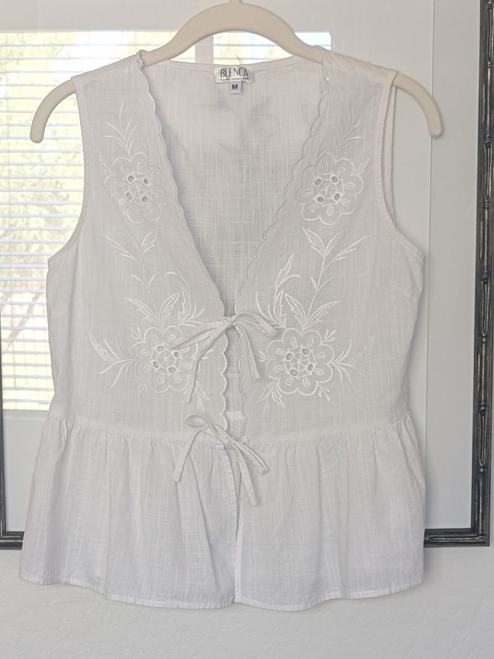 Blenca White  Embroidered Tie-Front Peplum Tank - Women